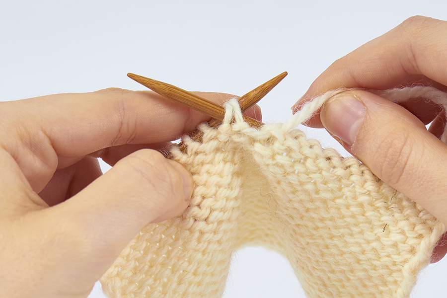 Knitting decrease, p2tog, purl two together, step 1
