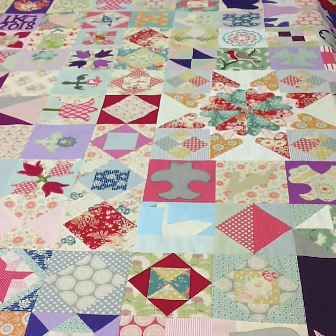 Silk Coverlet Reproduction Quilt Lesley-Grady
