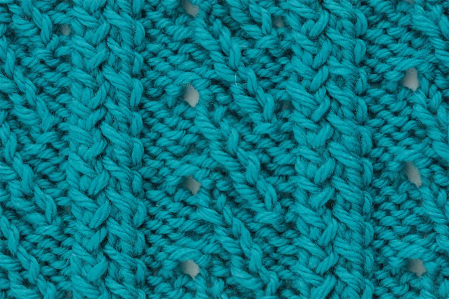Crossed Rib and Lace stitch pattern