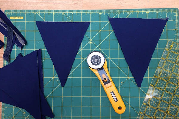 How to make bunting step 3