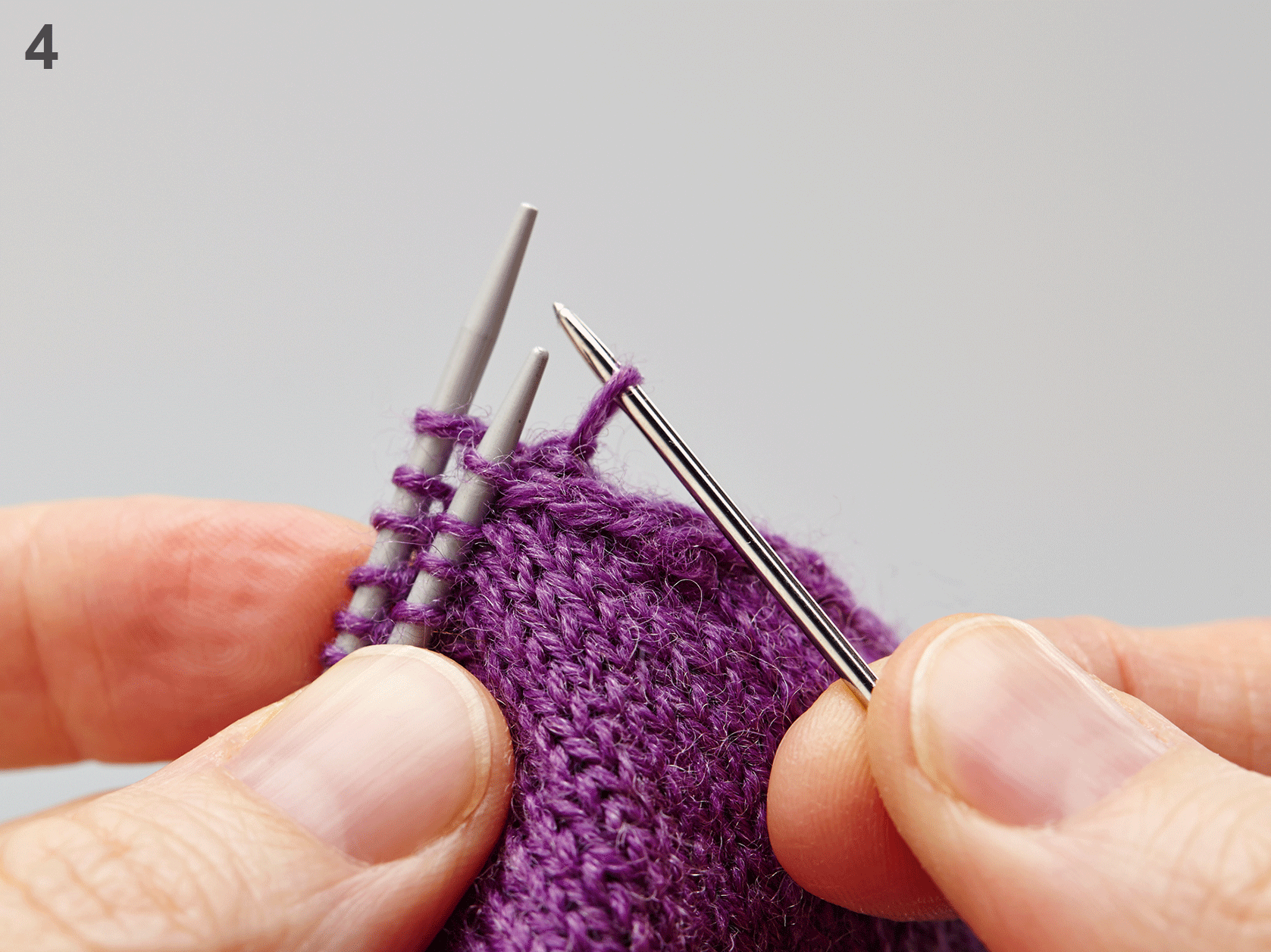 How to graft knitting with Kitchener Stitch tutorial step 4
