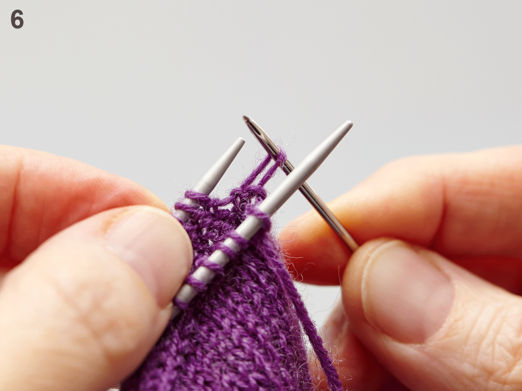 How to graft knitting with Kitchener Stitch tutorial step 6