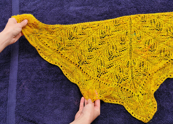How to block lace knitting laying out