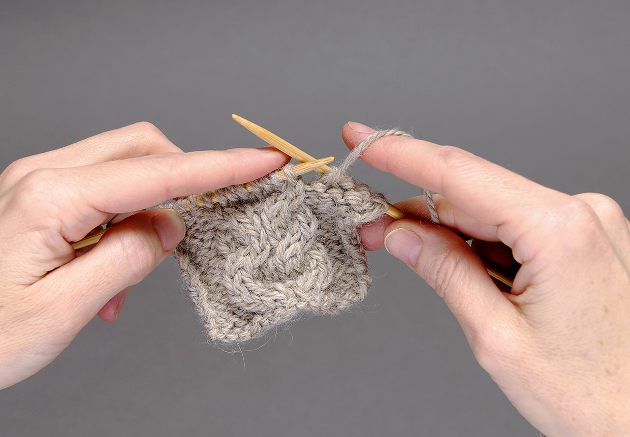 How to fix mistakes in cable knitting