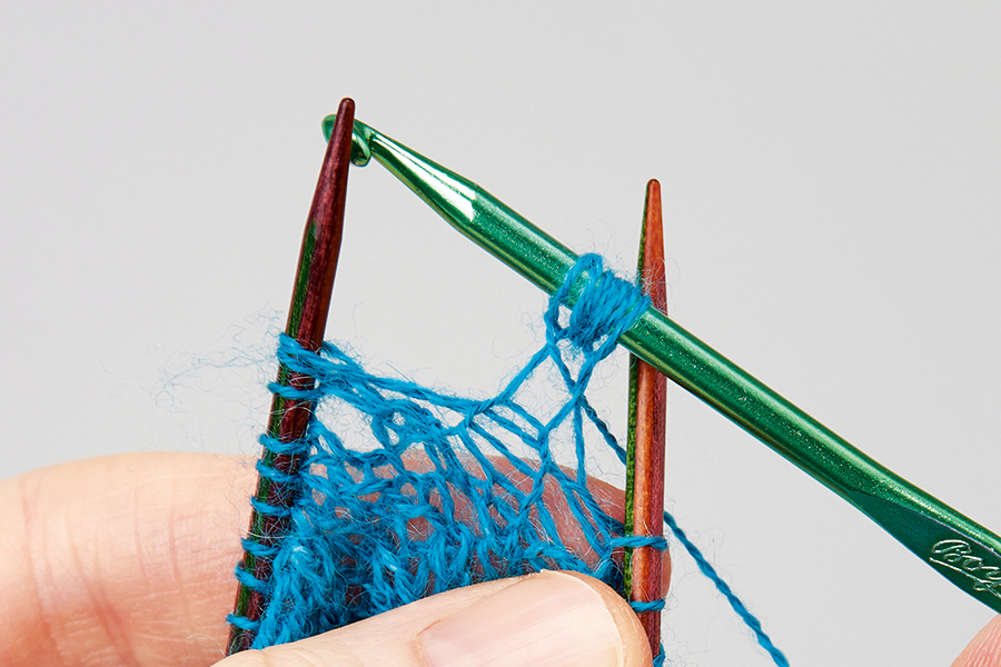 How to knit nupps with a crochet hook Fig 6