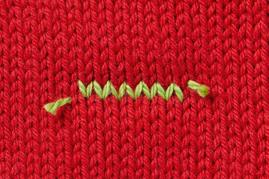 How to weave in ends reverse stocking stitch 2
