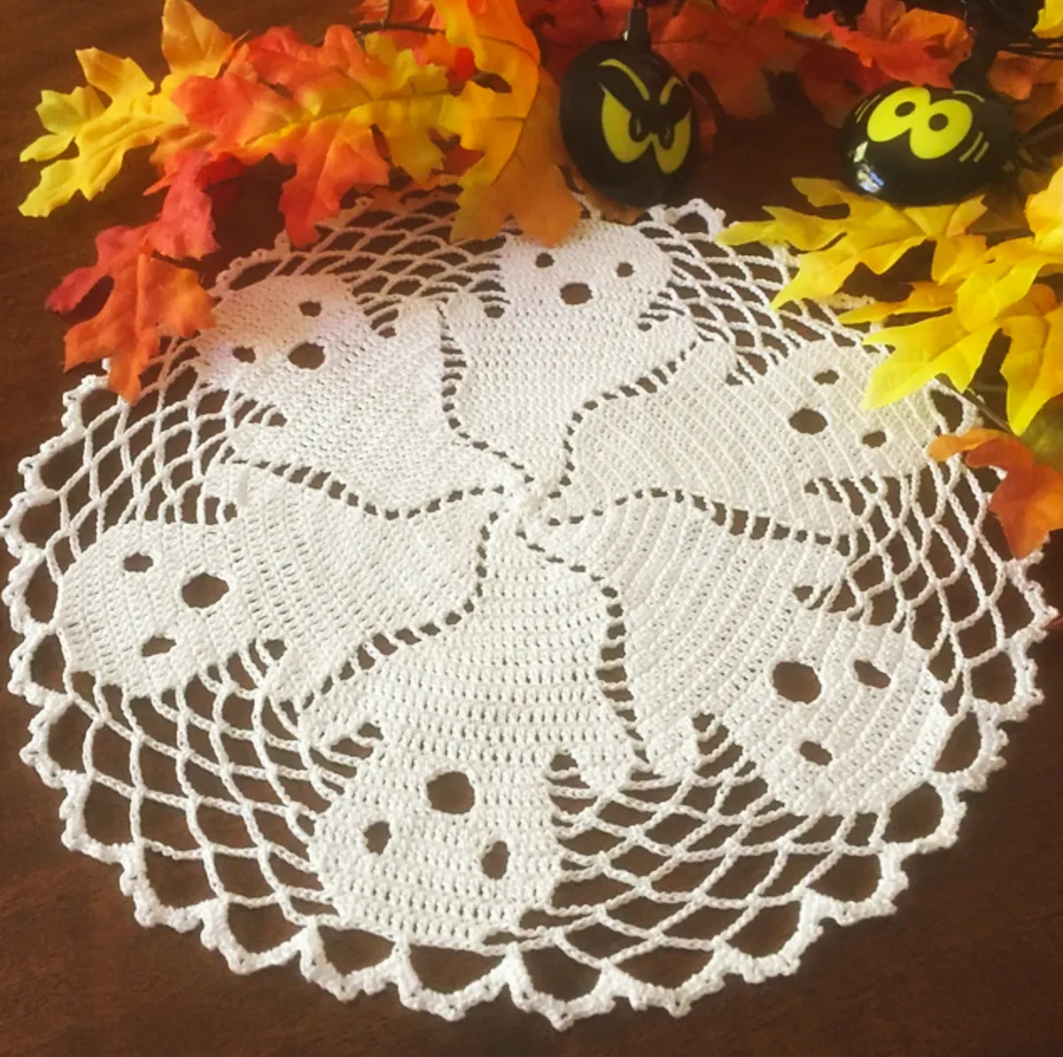 Free_ghost_crochet_doily_pattern