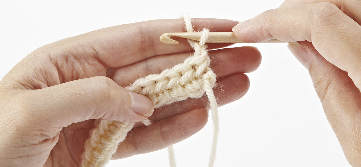 How_to_half_treble_crochet_step_07
