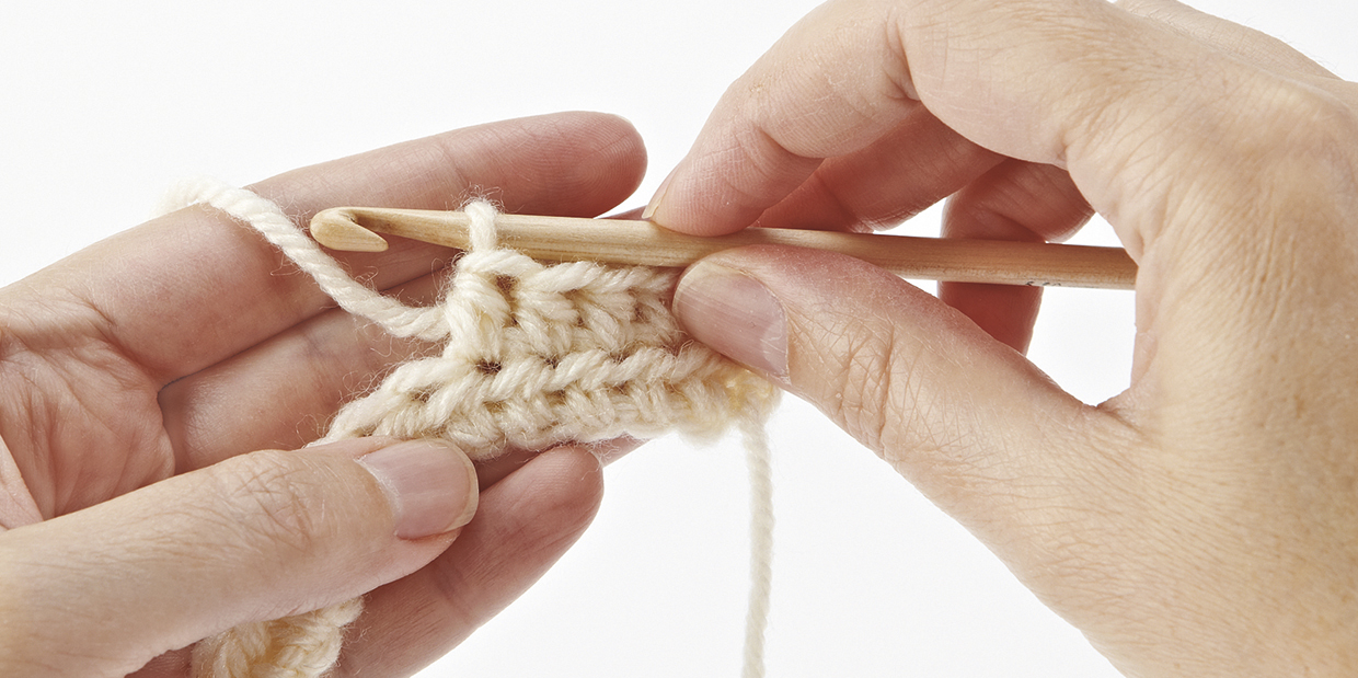 How_to_half_treble_crochet_step_09