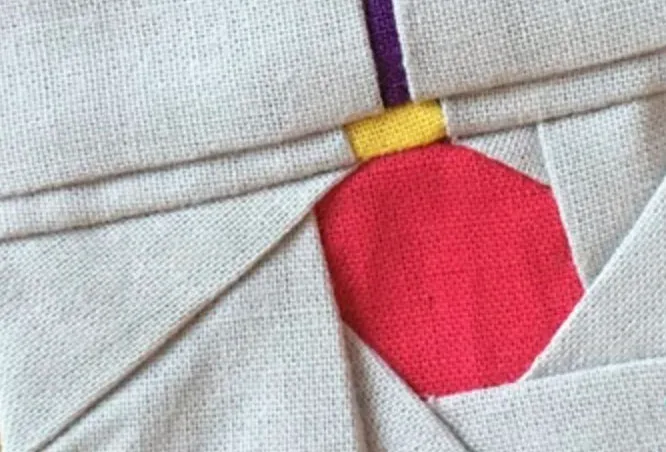 Christmas bauble quilting pattern