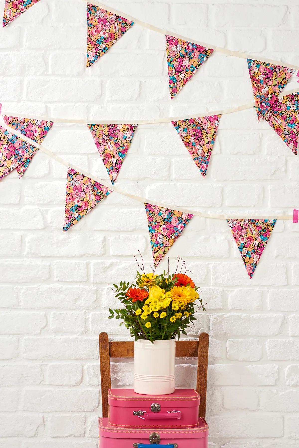 How to make fabric bunting