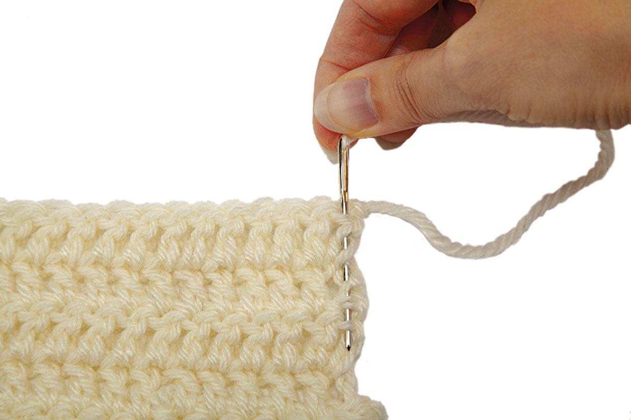 How to weave in ends crochet – step1
