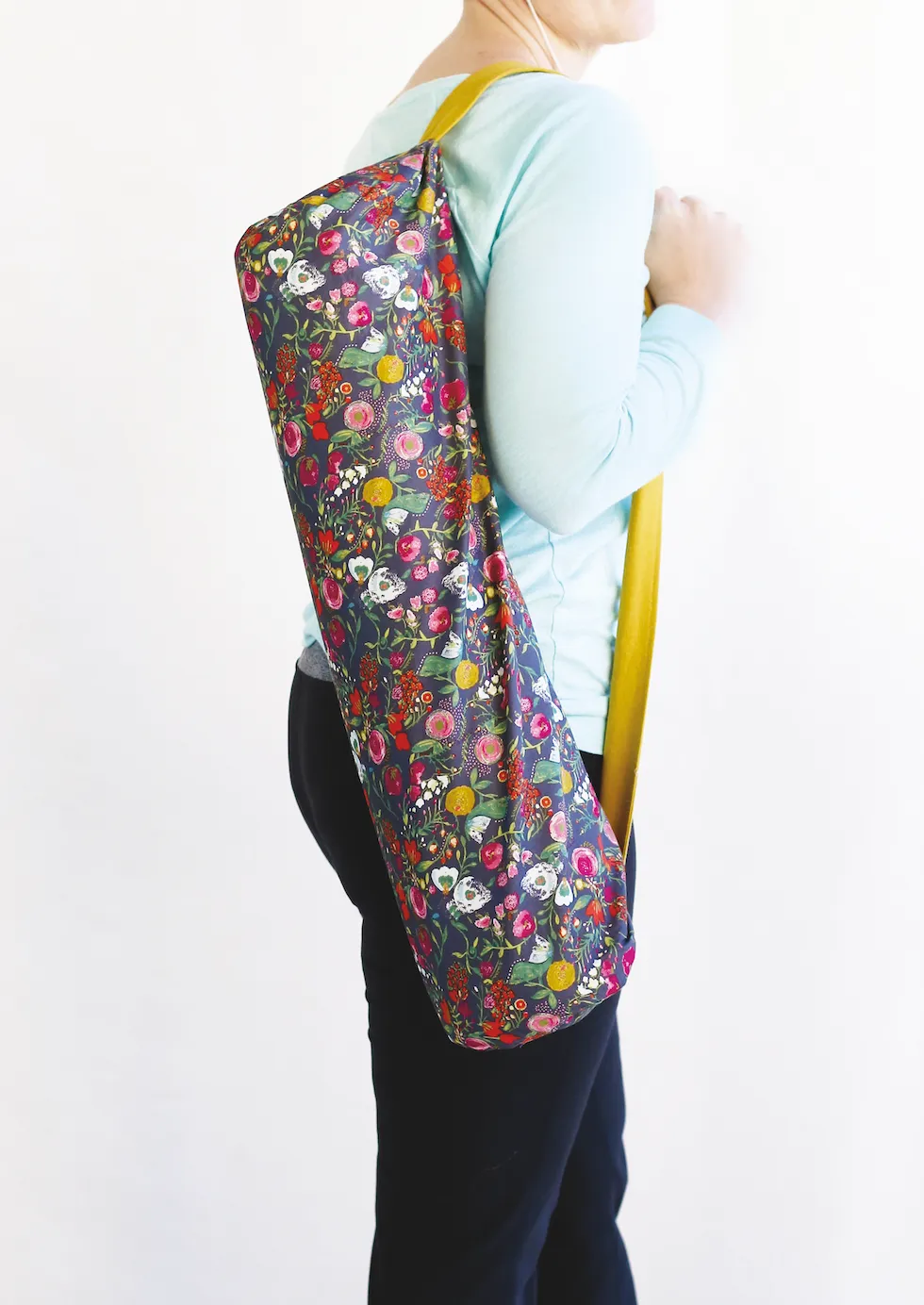 free yoga mat carrier bag pattern and sewing tutorial