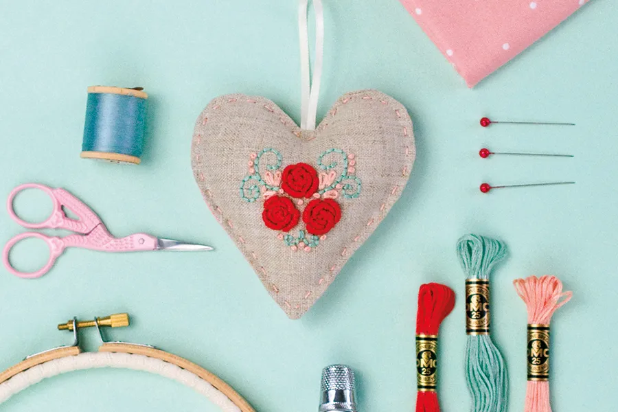 25 best absolute beginner sewing projects (you'll WANT to sew)