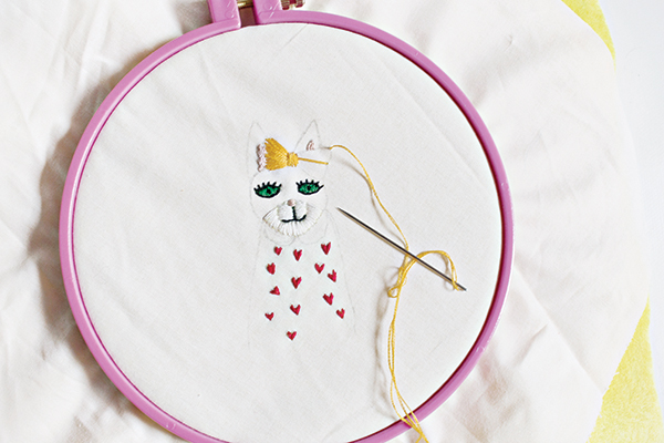 cat embroidery 4