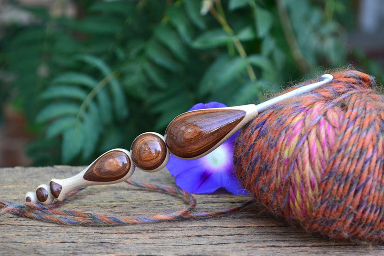 Wood & Resin Crochet Hooks - 4 mm