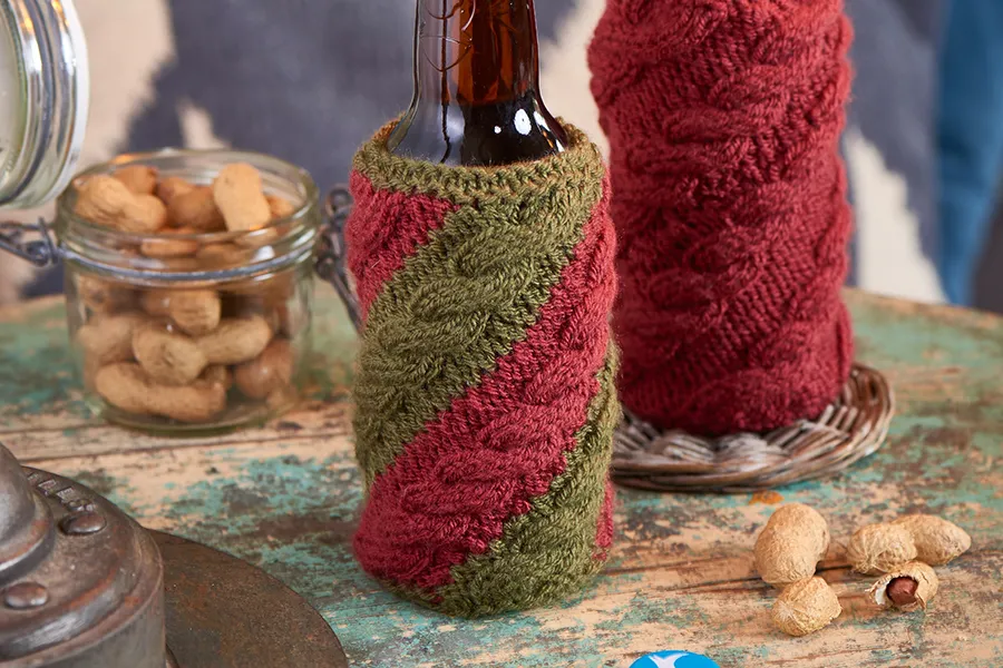 Knit beer cosy pattern