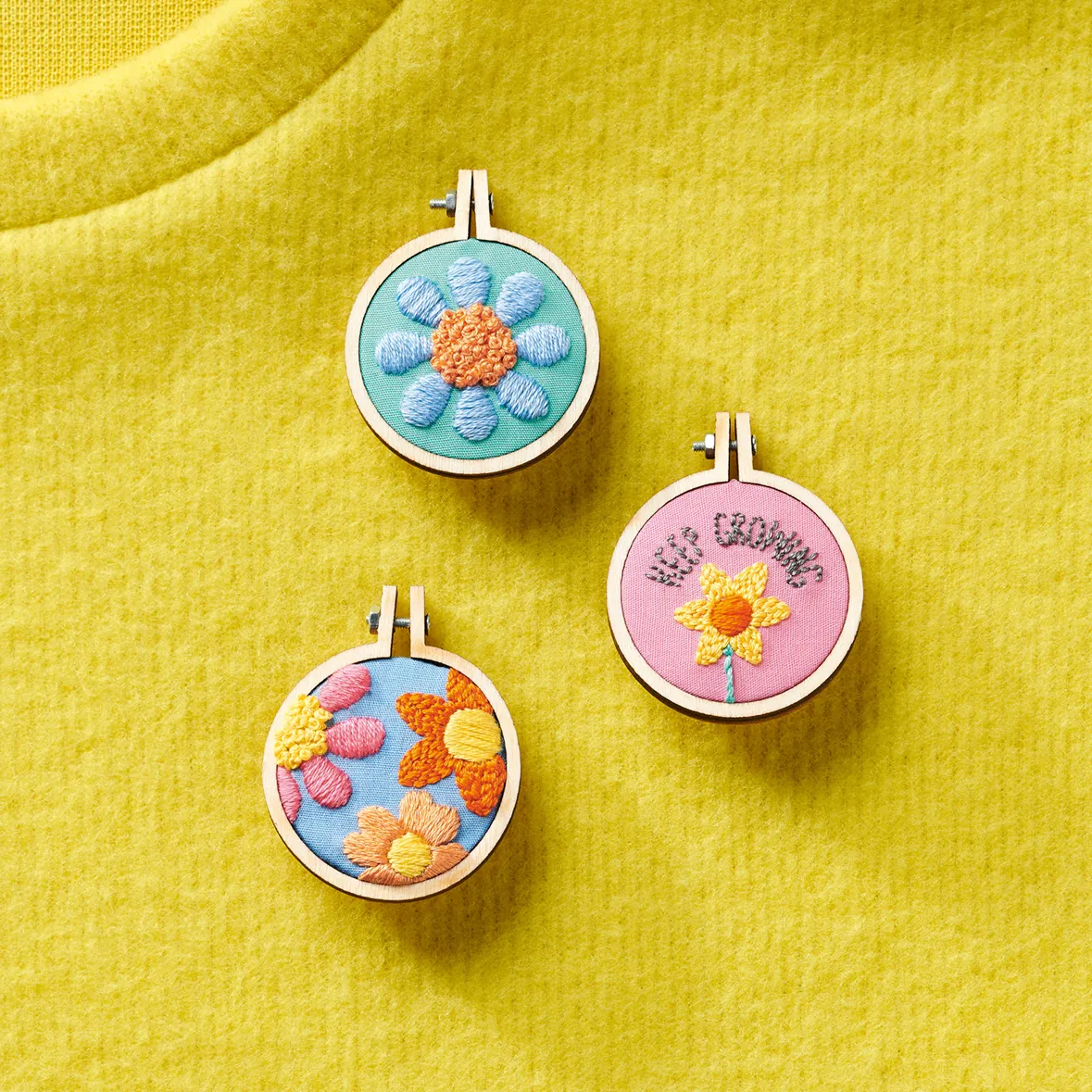 Mini Home Embroidered Hoop Necklaces - Free Patterns!