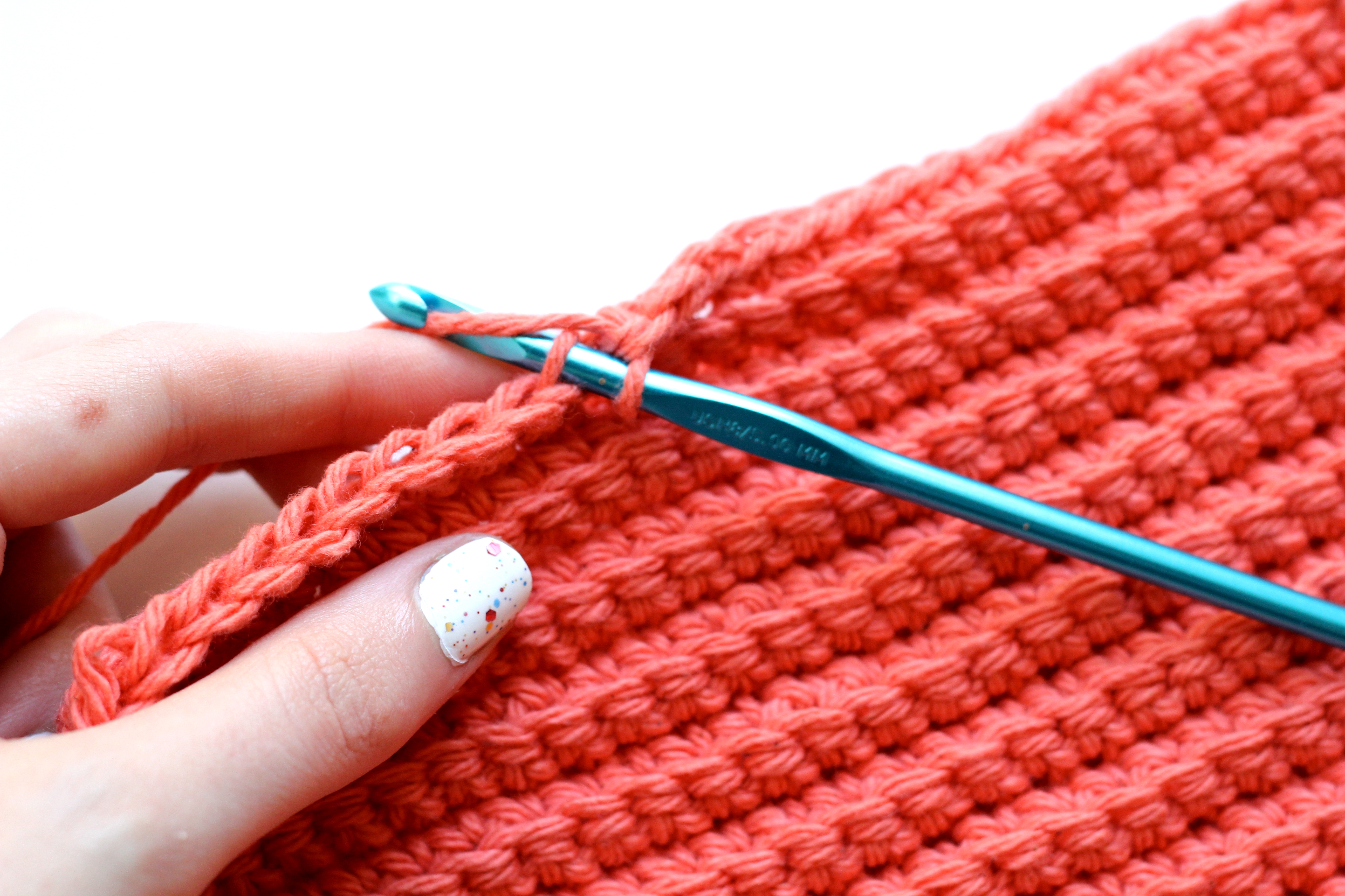 How to make a crochet potholder step 1