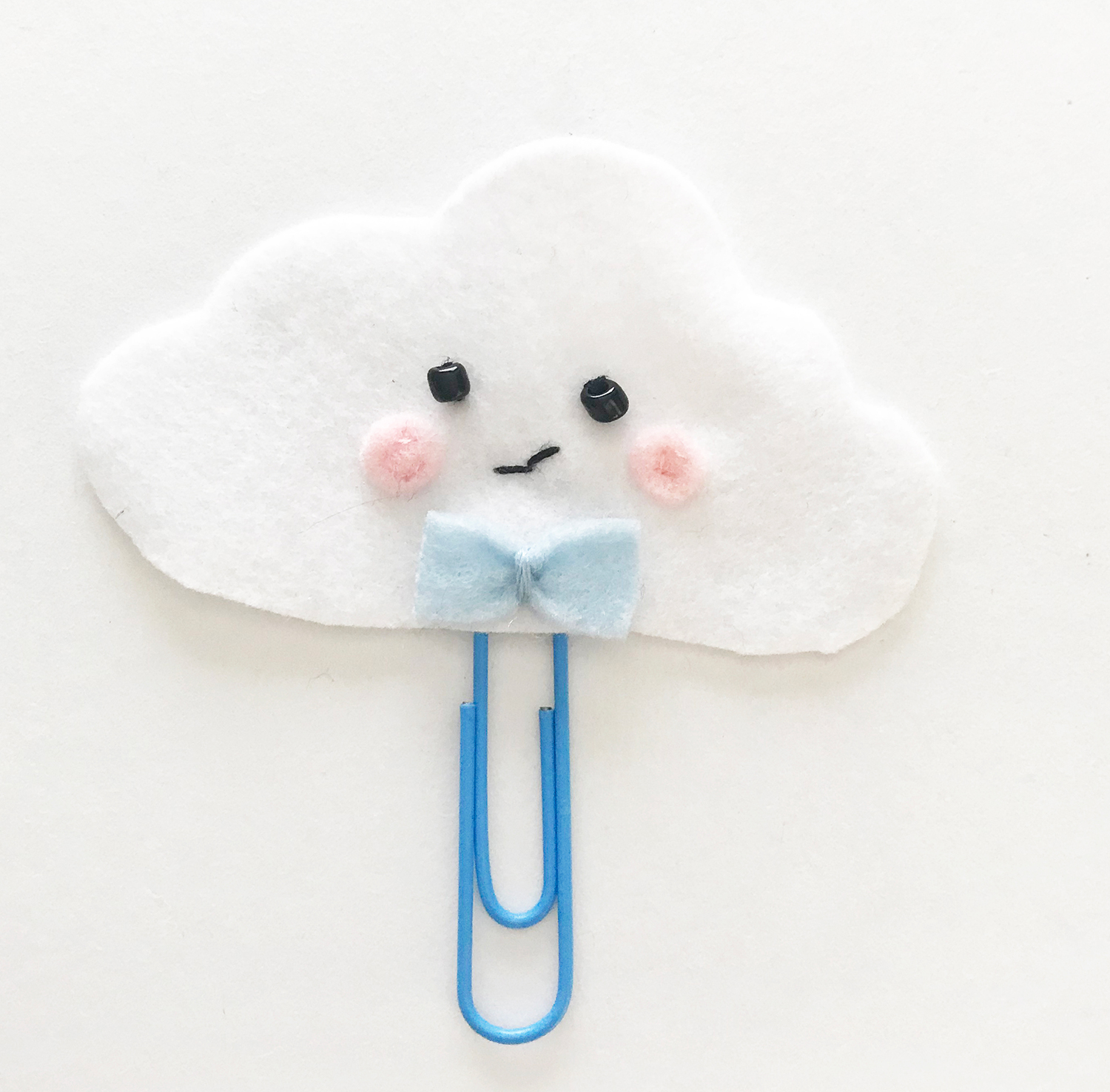 How to make cloud, raindrop and snowflake felt paperclips 12