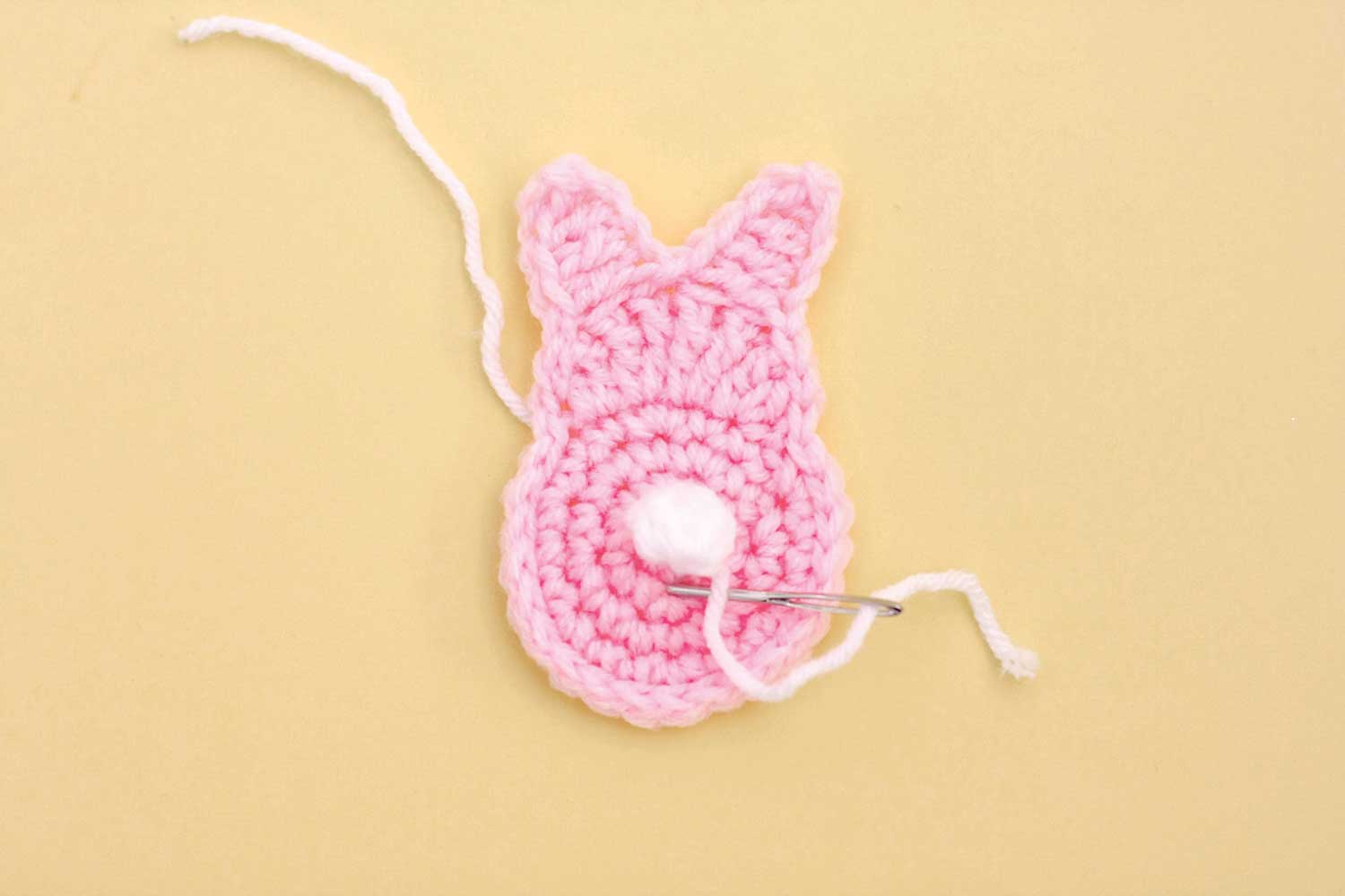 How to make easy crochet bunny bunting step 4