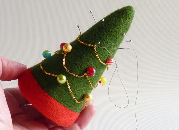 How to make needle felted Christmas ornaments step 9