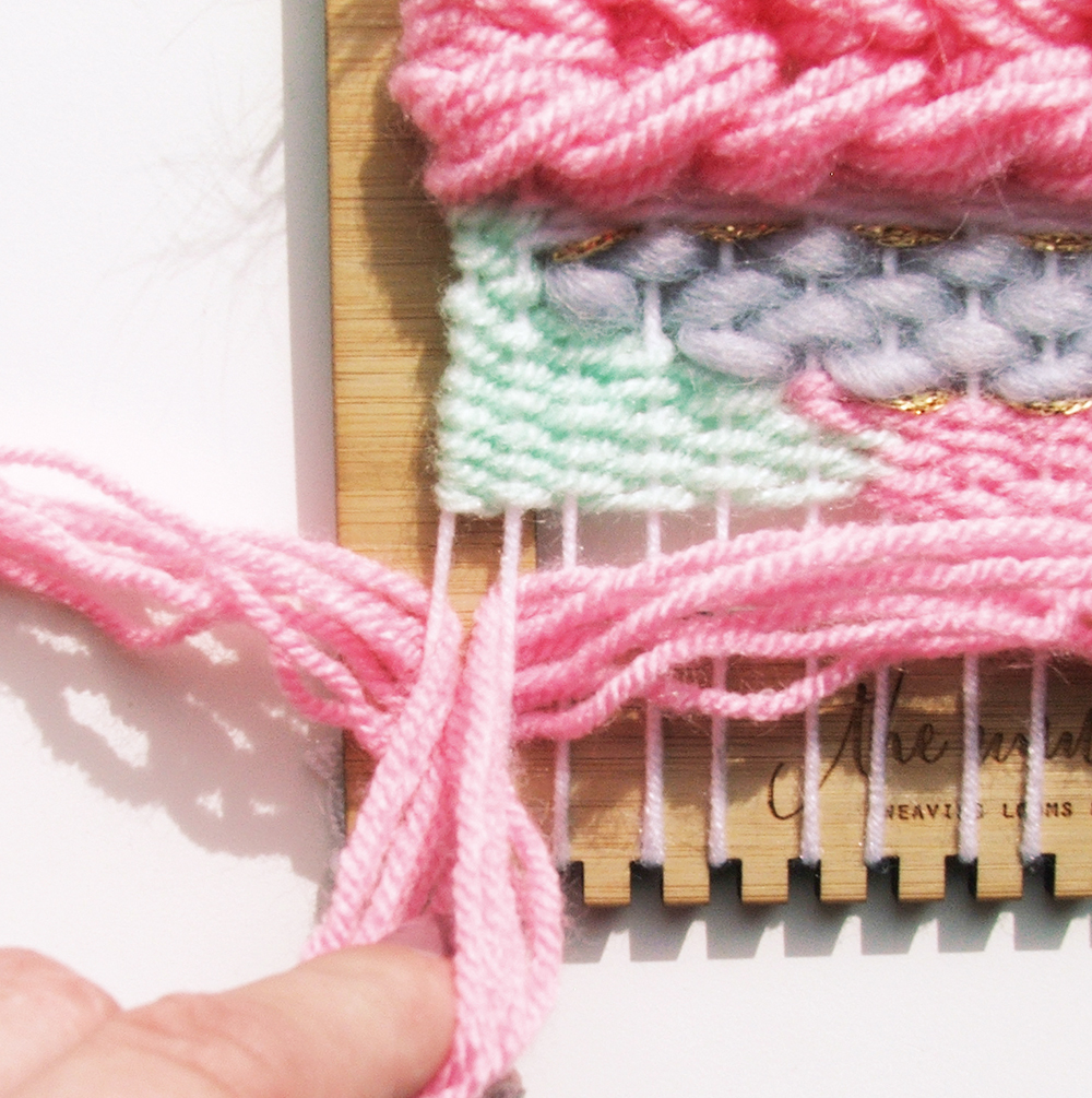 How to weave and DIY loom tutorial step 10