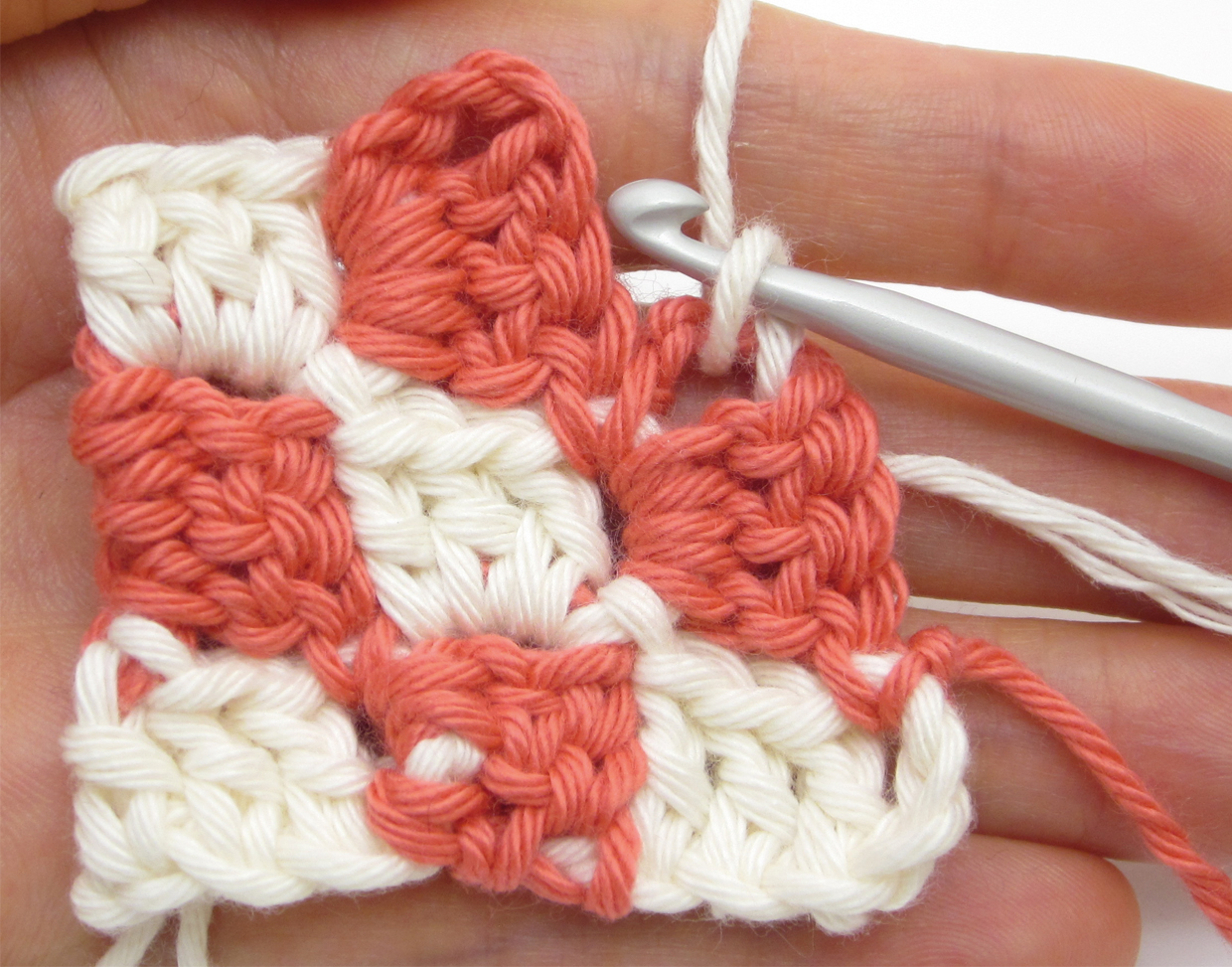 How_to_Corner_to_corner_crochet_decreasing_step06