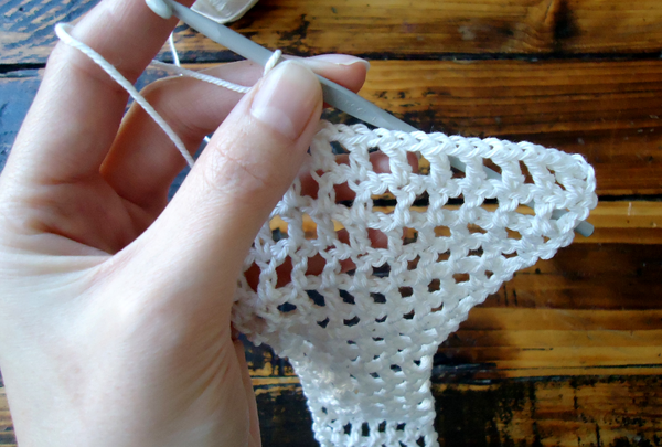 Reusable crochet bag pattern step 5