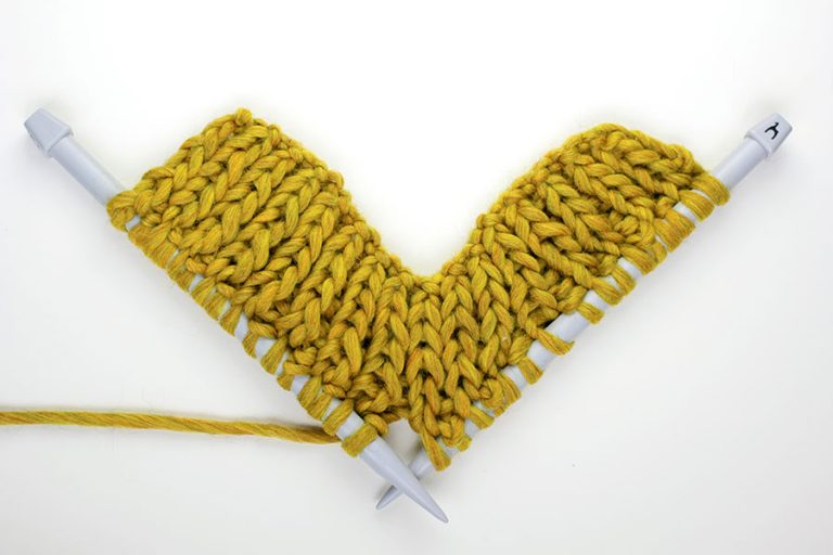 beanie knitting pattern step 2