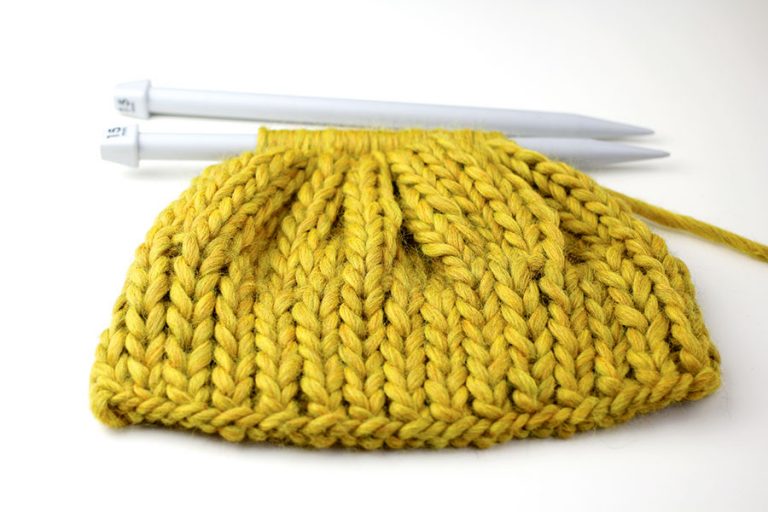 beanie knitting pattern step 3