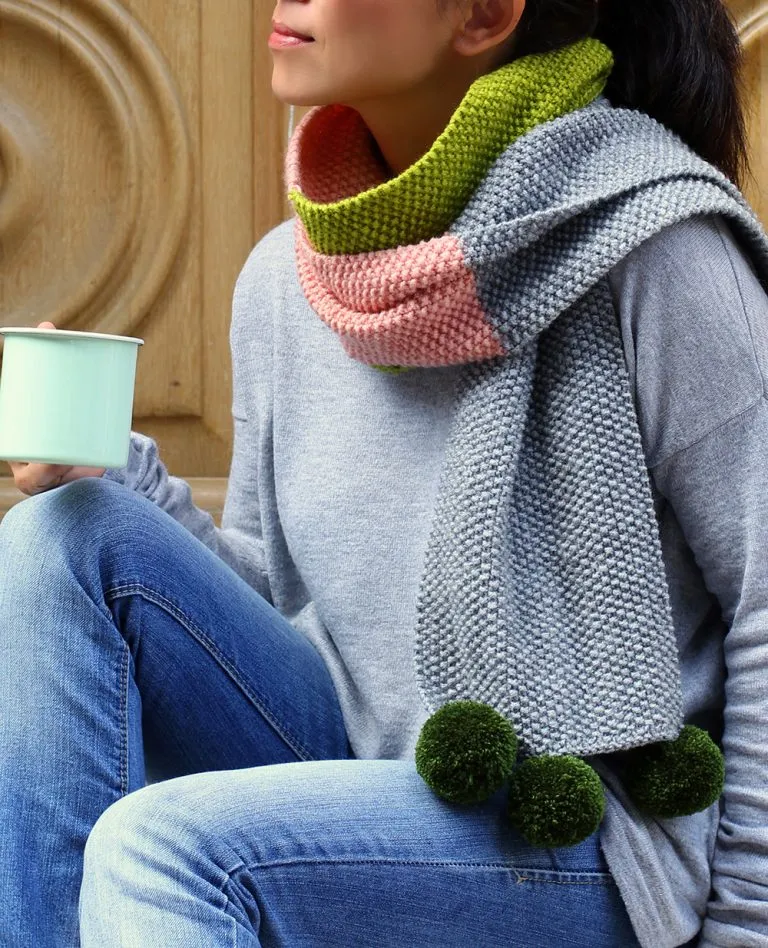 Colour block scarf knitting pattern - Gathered