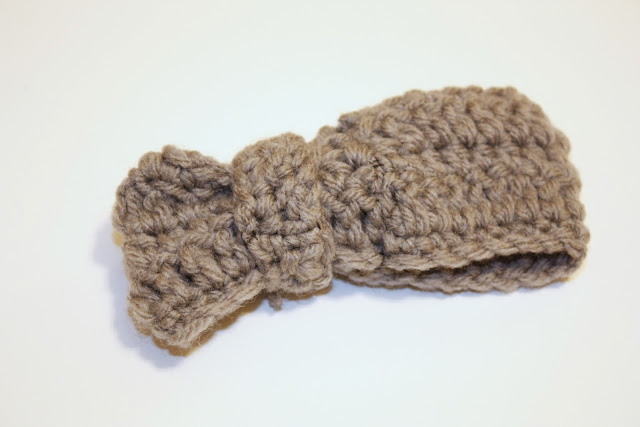 crochet bow tie pattern step 10