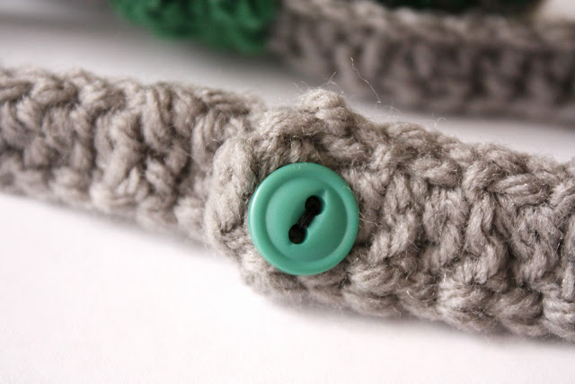 crochet bow tie pattern step 11
