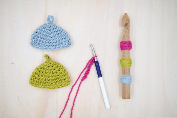 How to make a crochet egg cosy – step 01