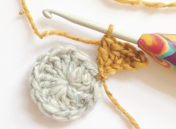 crochet star garland pattern step 2