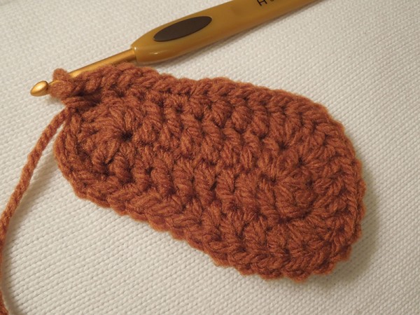 how to crochet baby booties step 4