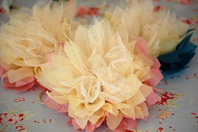 how to make tulle flowers