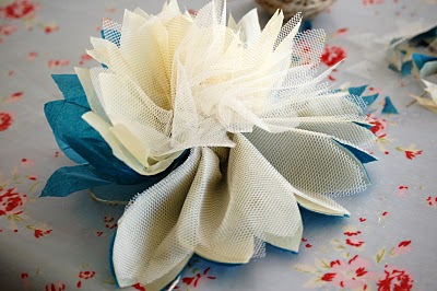 how to make tulle flowers step 10