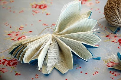 how to make tulle flowers step 6