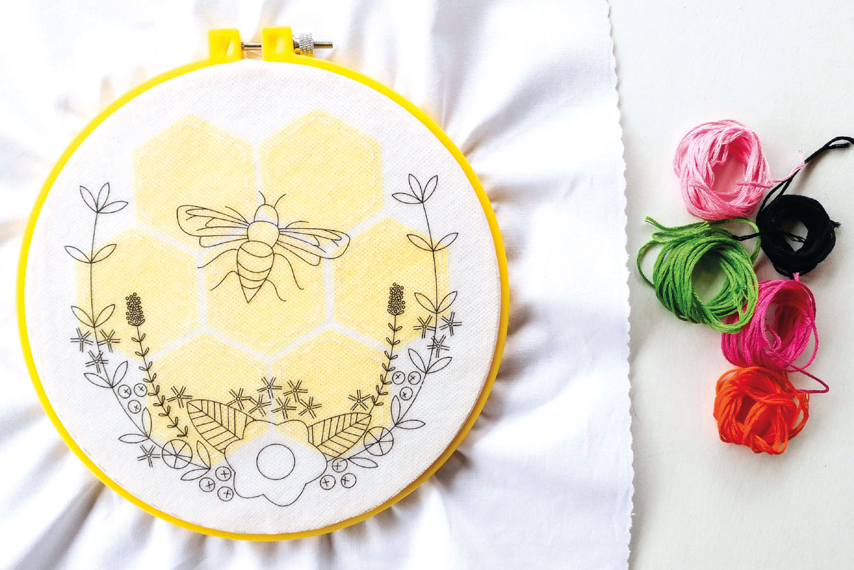 bumble bee embroidery 04