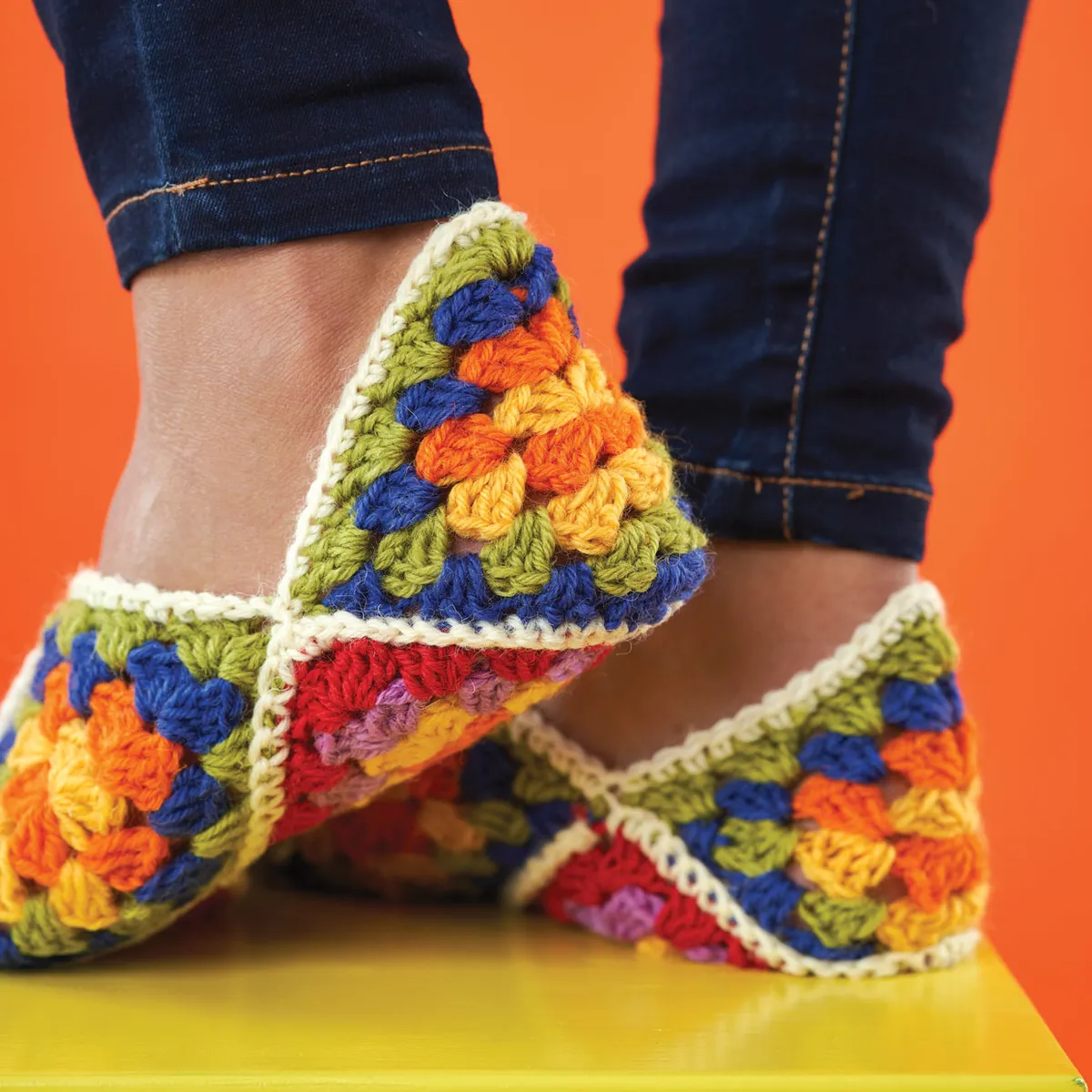 Free_granny_square_crochet_slippers_pattern_back