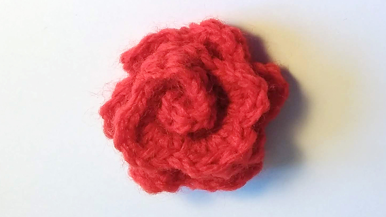 How_to_crochet_a_rose_08