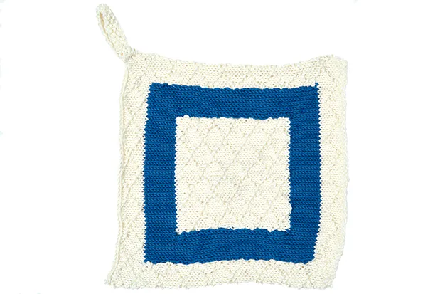 Knitted dishcloth diamond panel