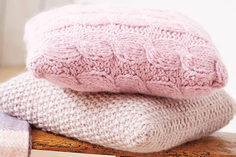 Moss stitch knitting Woman’s Weekly cushion