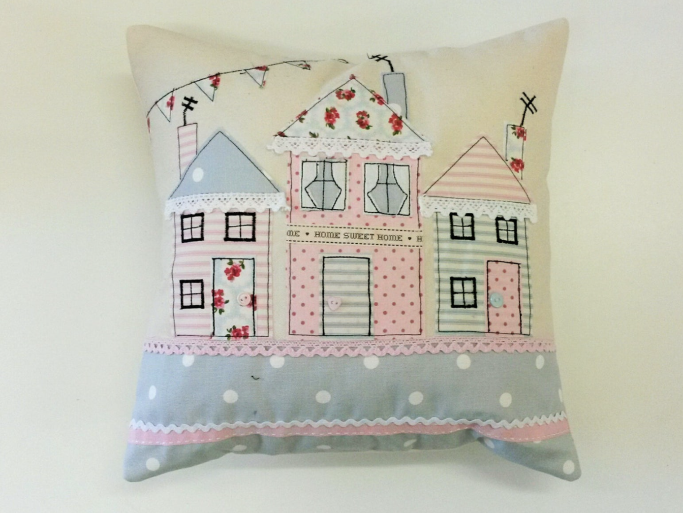 Home sweet home cushion sewing pattern