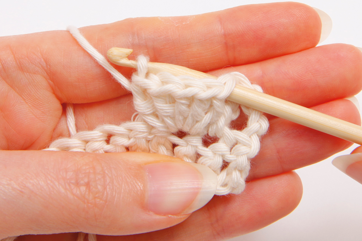 How to crochet popcorn stitch Step 03