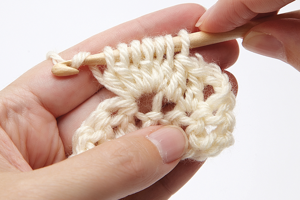 How_to_make_crochet_bobble_stitch_Step_01