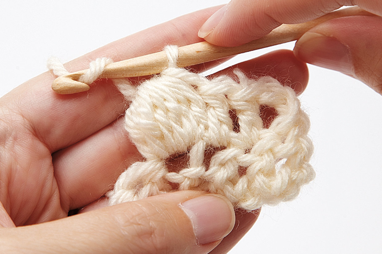 How_to_make_crochet_bobble_stitch_Step_02