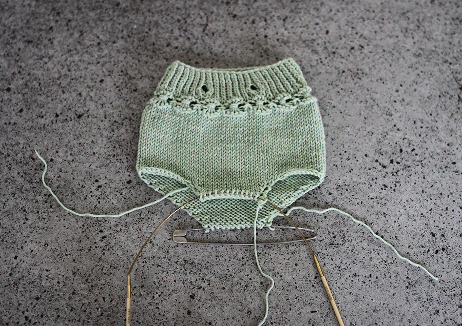 knitted baby romper step7